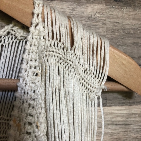 Boho Crochet Sleeveless Vest in Cream XS - Picture 5 of 8